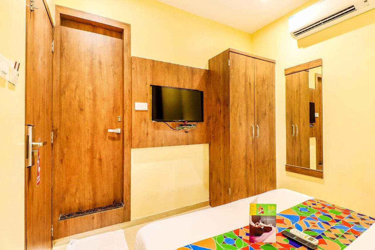 Hygenic Hotel Lotus Grand Andheri Bombay Exterior foto