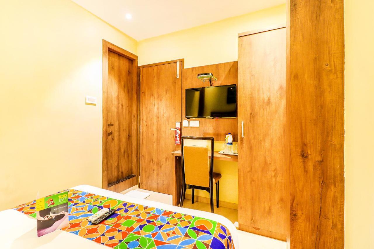 Hygenic Hotel Lotus Grand Andheri Bombay Exterior foto