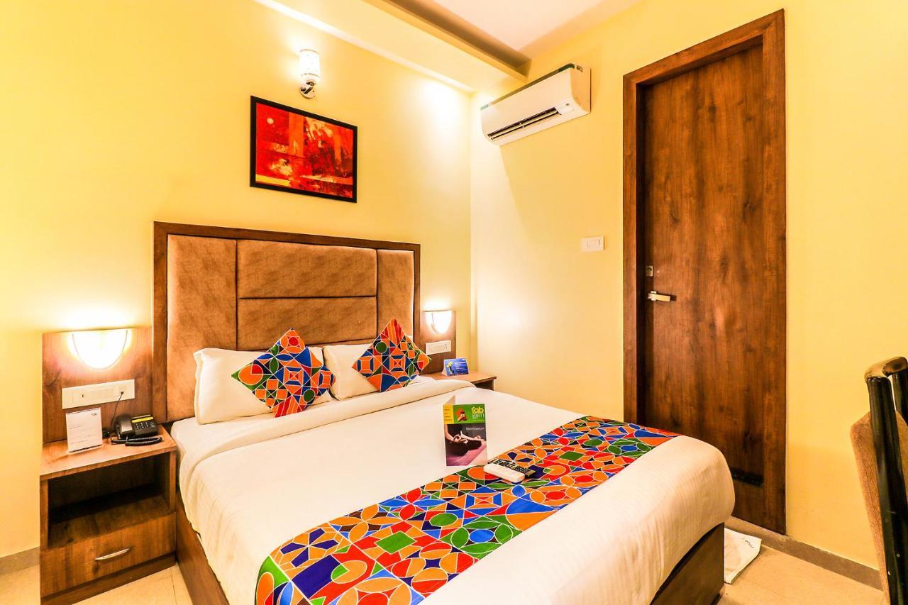 Hygenic Hotel Lotus Grand Andheri Bombay Exterior foto